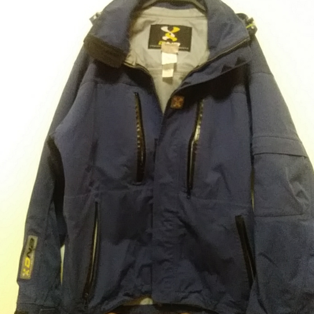 Descente ski jacket - Picture 4 of 4